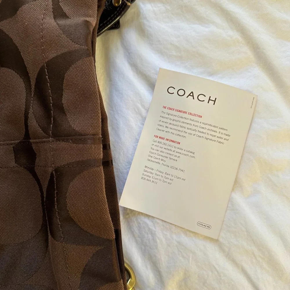 Coach Shoulder Bag - Picture 5 of 6